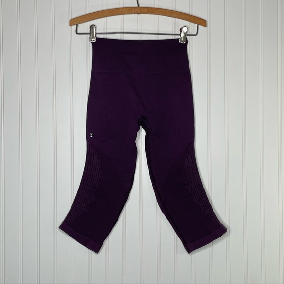 Lululemon Deep Zinfandel Flow & Go Crop Leggings - Picture 5 of 8